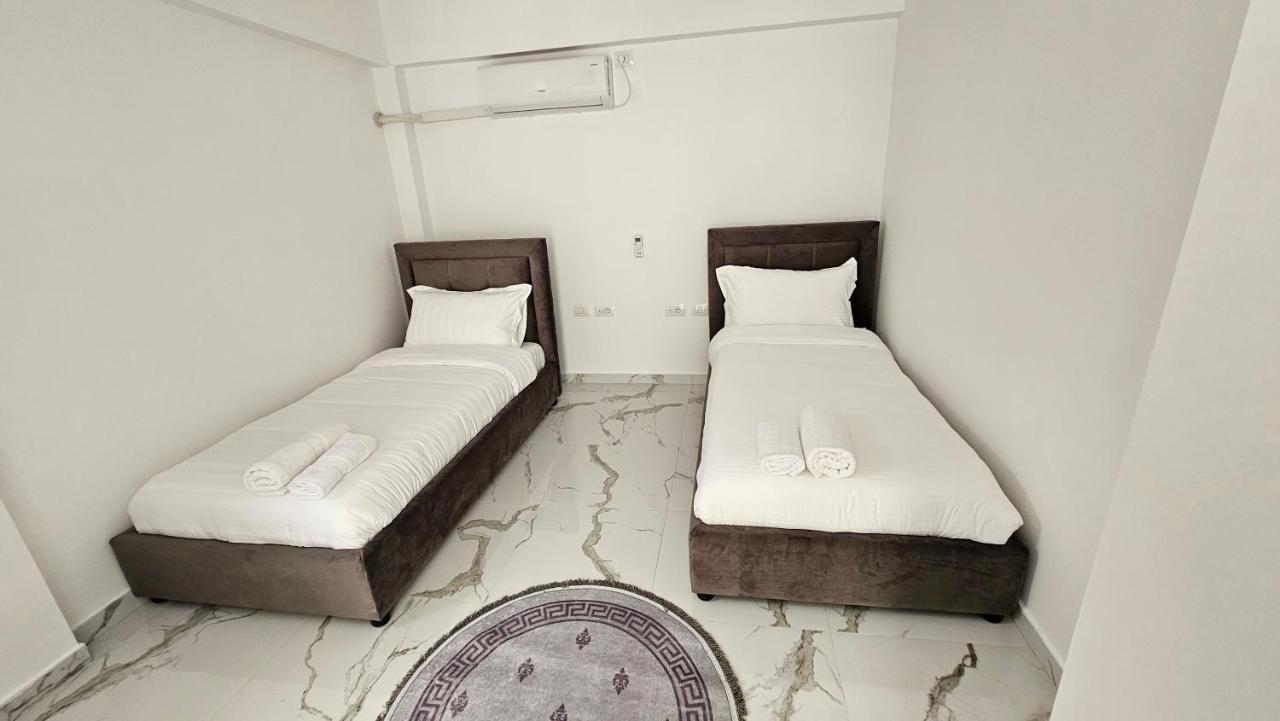 Ulliri Appartement Tirana